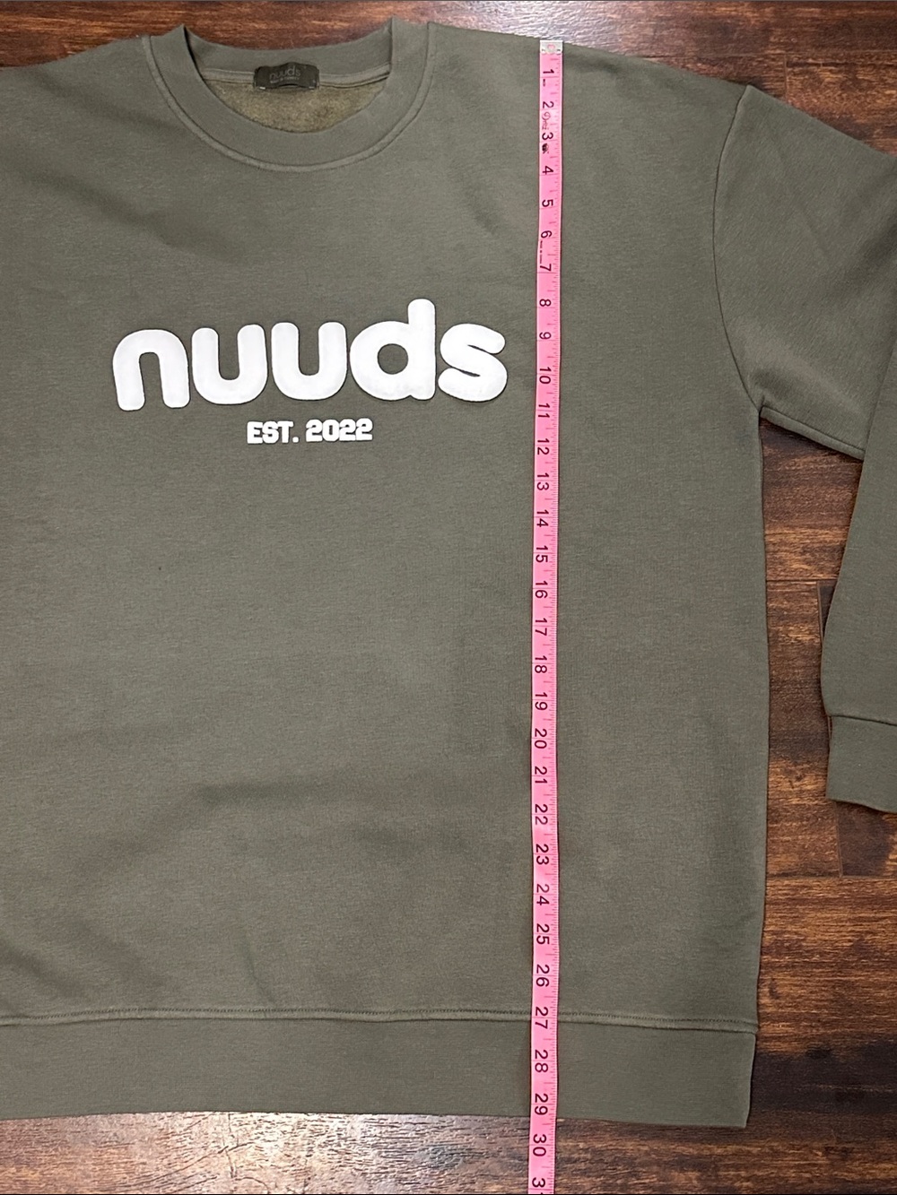 🟢 Nuuds Sage Green Crewneck Sweatshirt Women’s L NWOT EST 2022 Cozy - Picture 7 of 7
